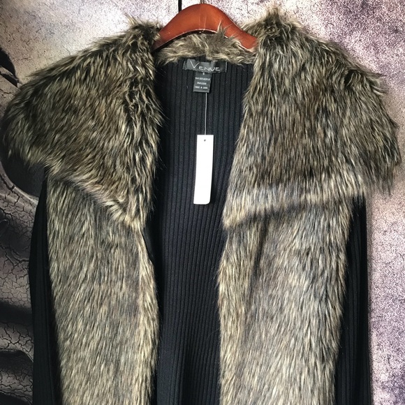 Fitted Sweater/Jacket - Picture 2 of 2